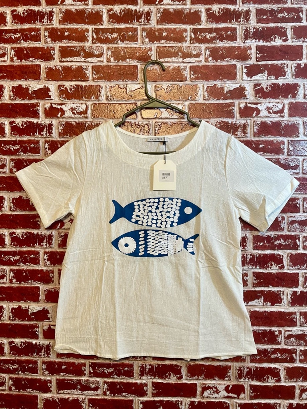 NWT Cellabie Fish Graphic Tee. Coastal Grandmother Beach Core Nautical. Size M